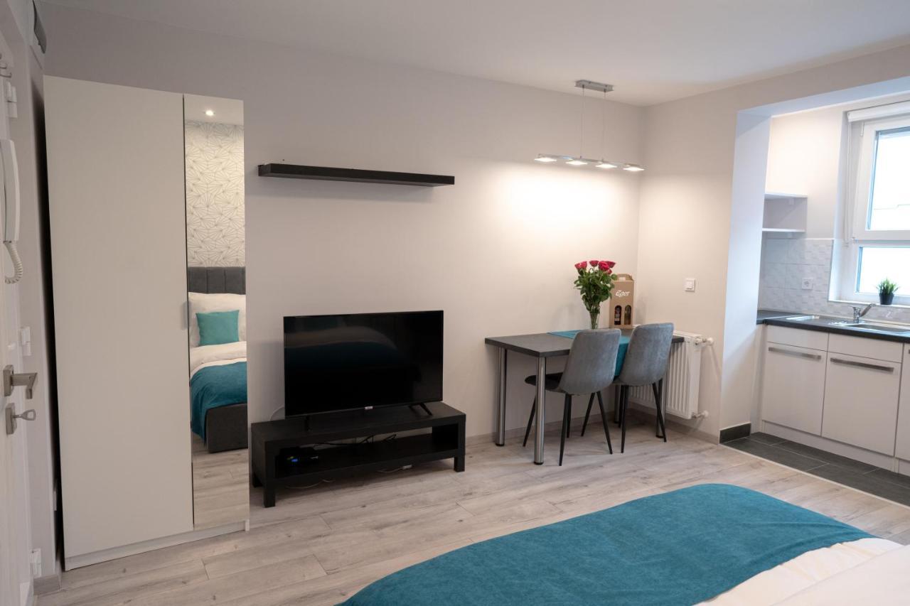 Var Apartman Eger Luaran gambar