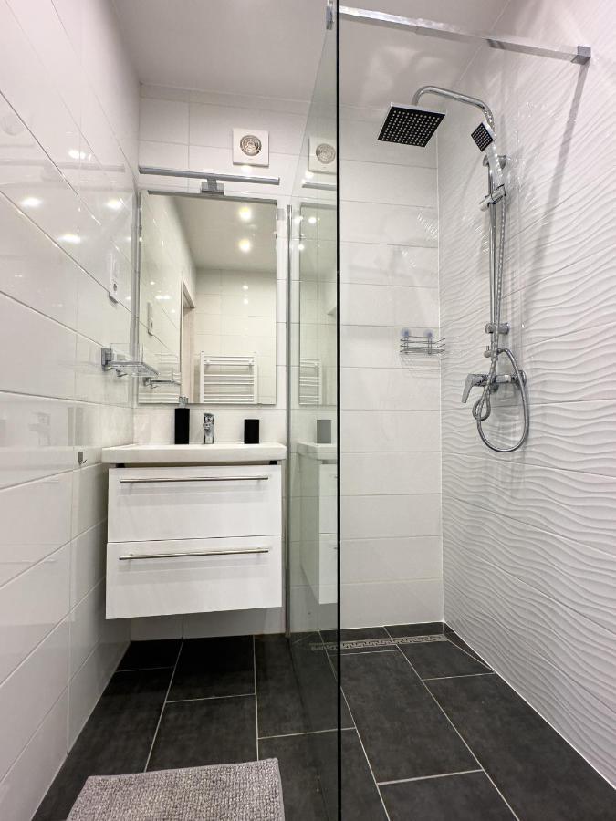 Var Apartman Eger Luaran gambar